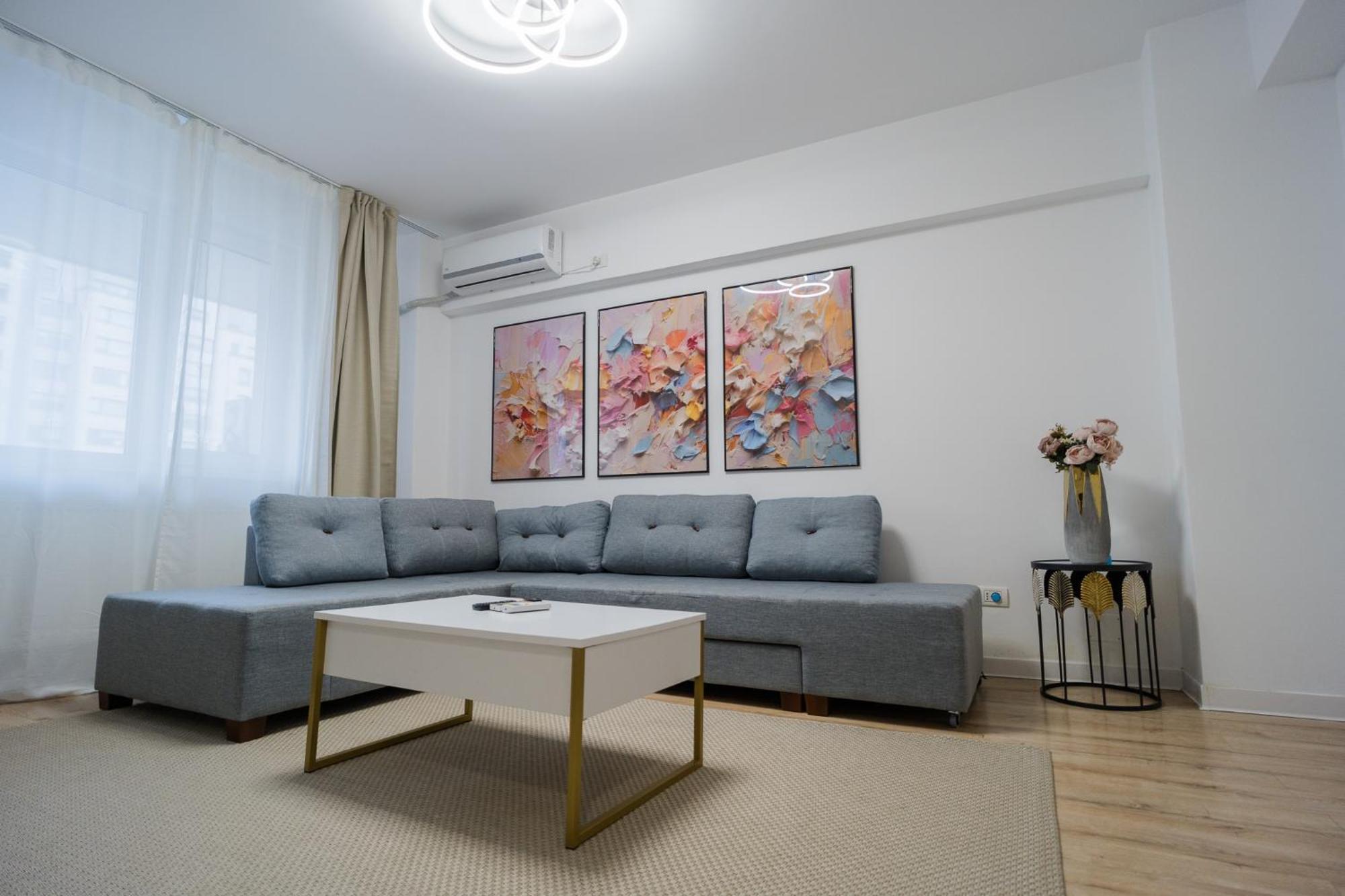 Elegant Gem Victoriei Avenue Apartment Bucharest Exterior photo