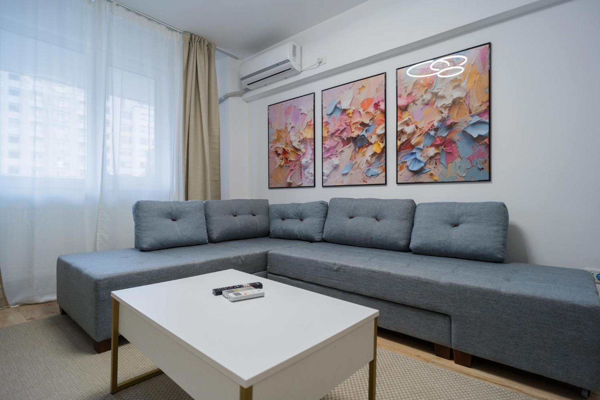 Elegant Gem Victoriei Avenue Apartment Bucharest Exterior photo